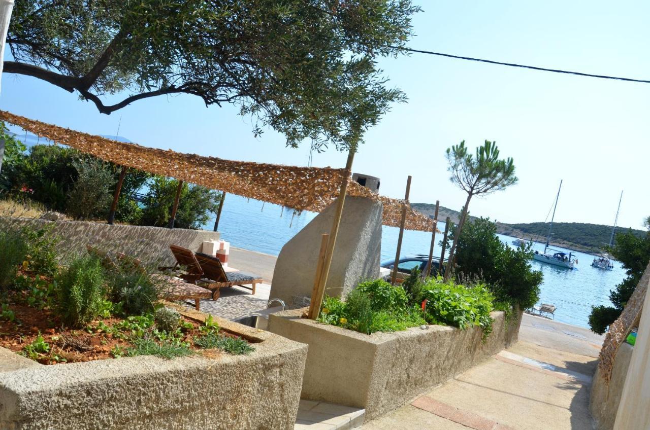 Apartments Martamare Martinšćica Εξωτερικό φωτογραφία